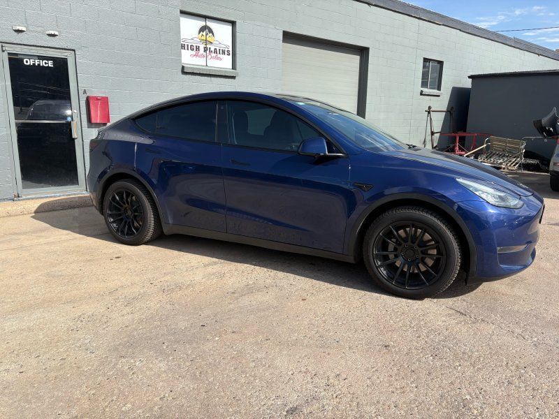 tesla model y 2021 5YJYGDEE4MF129652 image tesla model y 2021 5YJYGDEE4MF129652 image